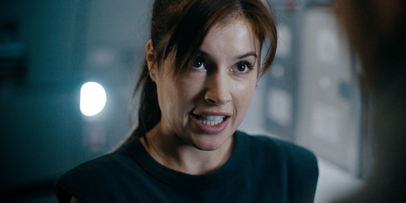 Jamie in Hijack episode 5
