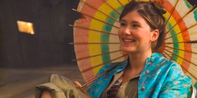 Jewel Staite as Kaylee in Firefly looking to board new passengers for the Serenity