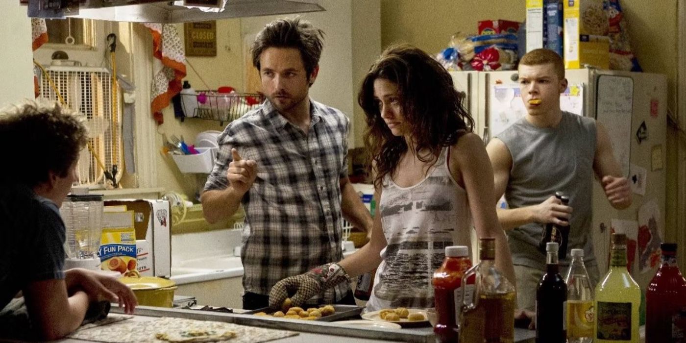 Lip, Jimmy, Fiona, and Ian in the kitchen in Shameless