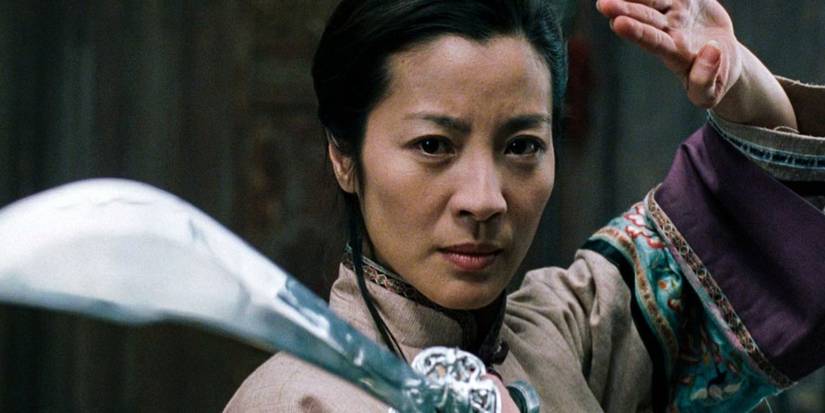Yu Shu Lien (Michelle Yeoh) using a sword in Crouching Tiger, Hidden Dragon
