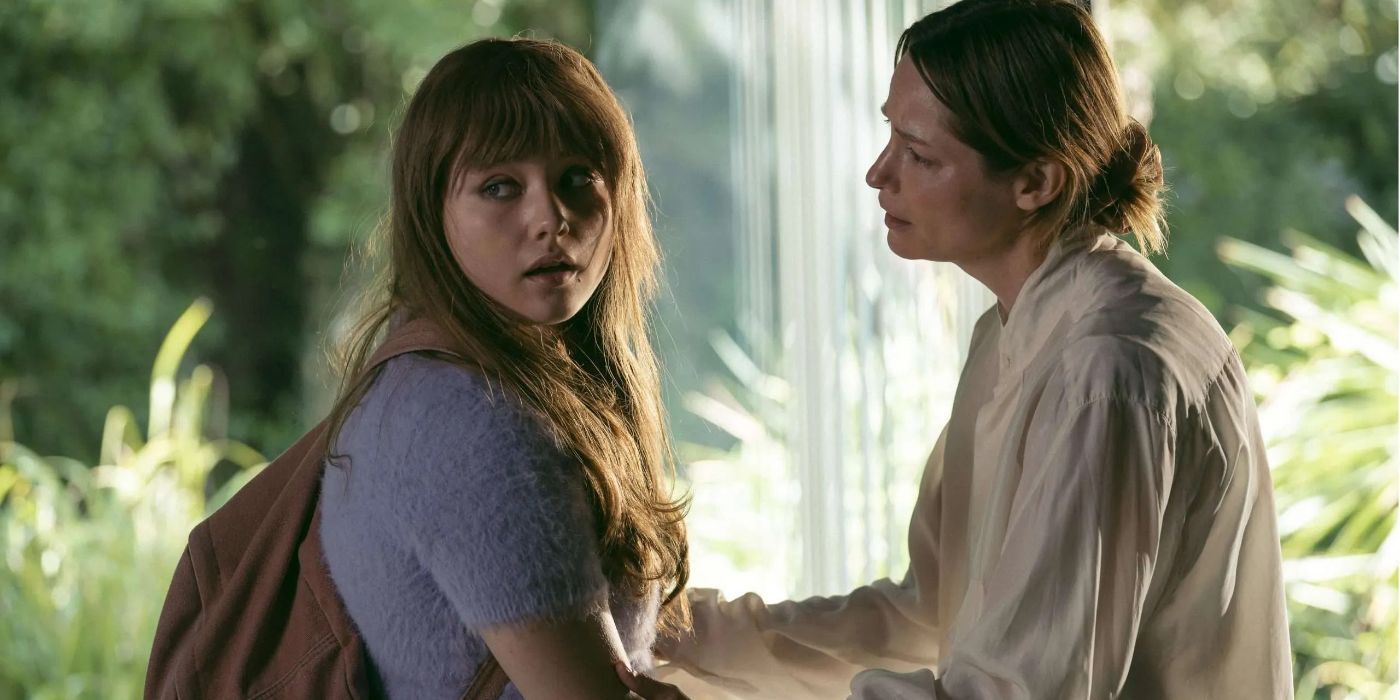 Sienna Guillory talking to Ruby Stokes in A Banquet.