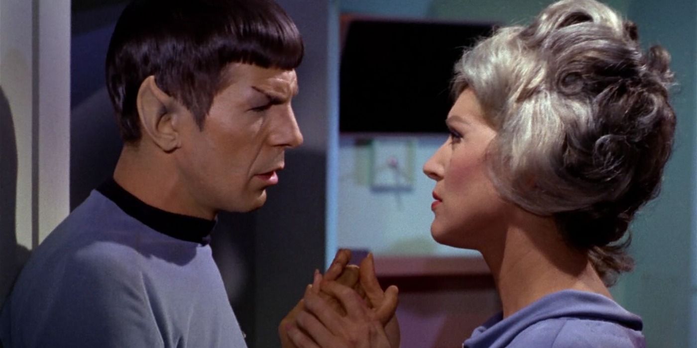 Star Trek: Strange New Worlds Makes 1 Spock And Chapel TOS Argument More Painful