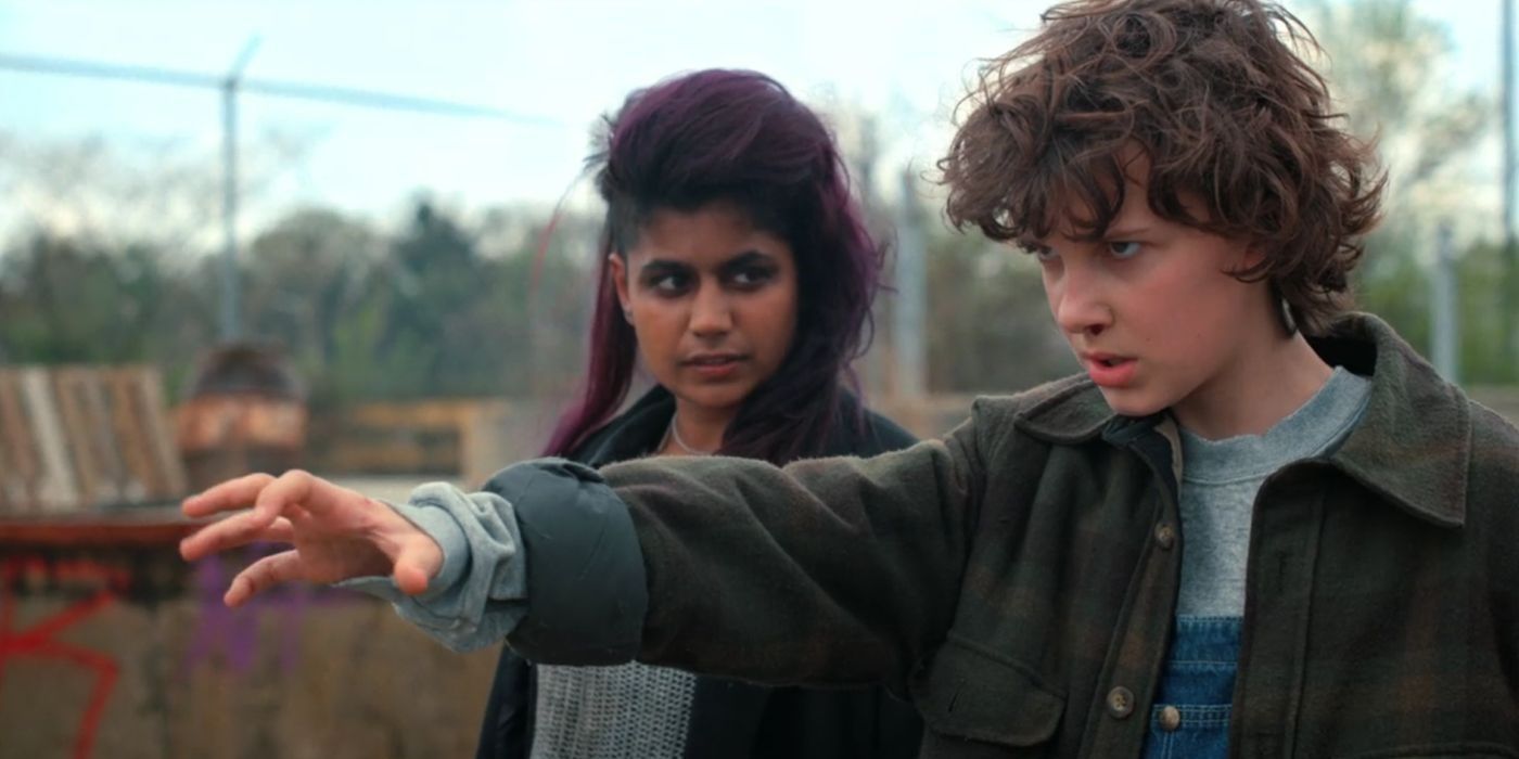 Stranger Things 2 Kali Eleven Train Scene