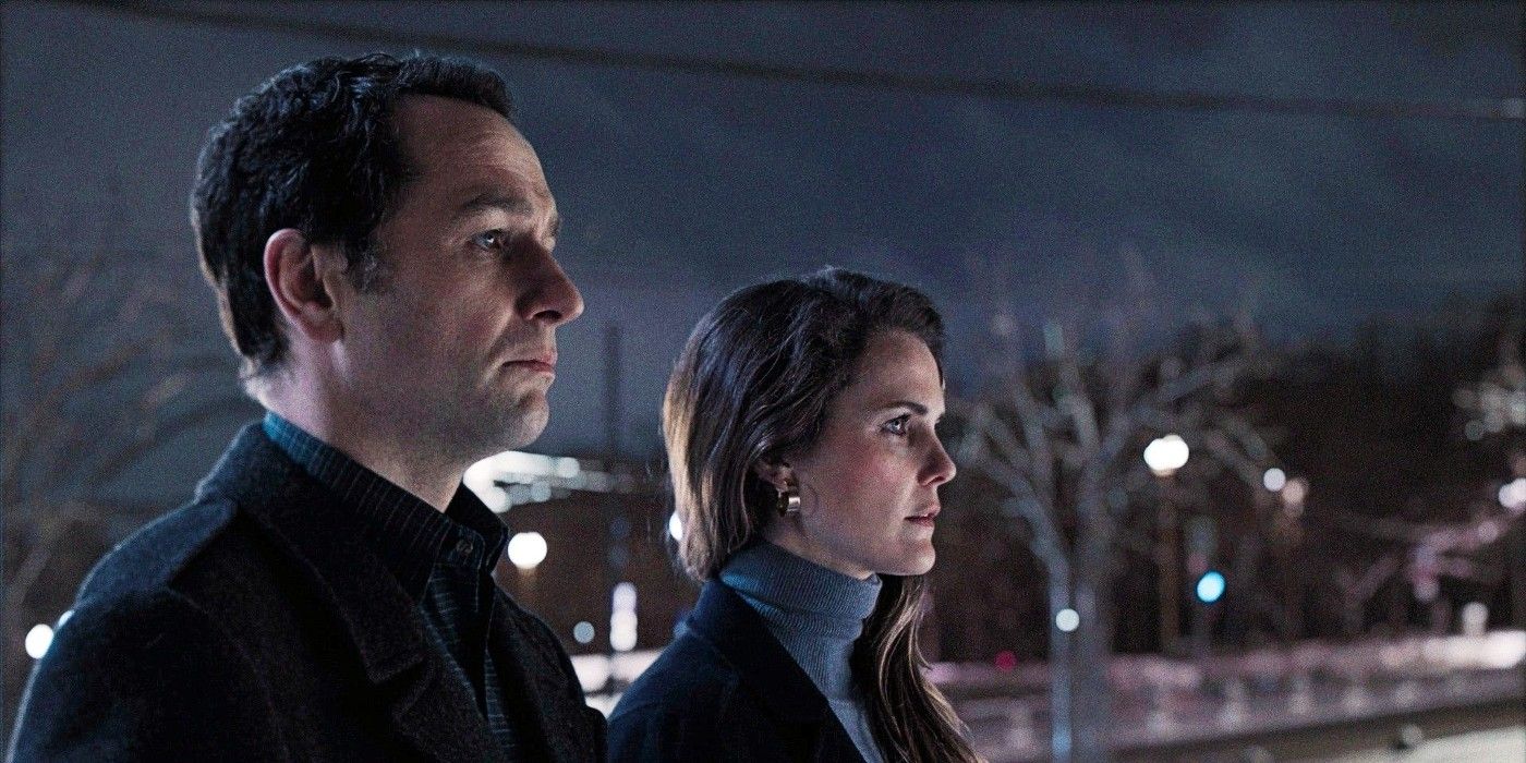 Matthew Rhys as Philip Jennings and Keri Russell as Elizabeth Jennings contemplating being back in Russia in The Americans' finale