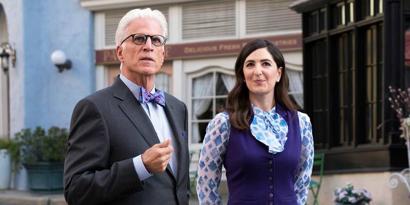 Ted Danson nei panni di Michael e D'Arcy Carden nei panni di Janet in The Good Place