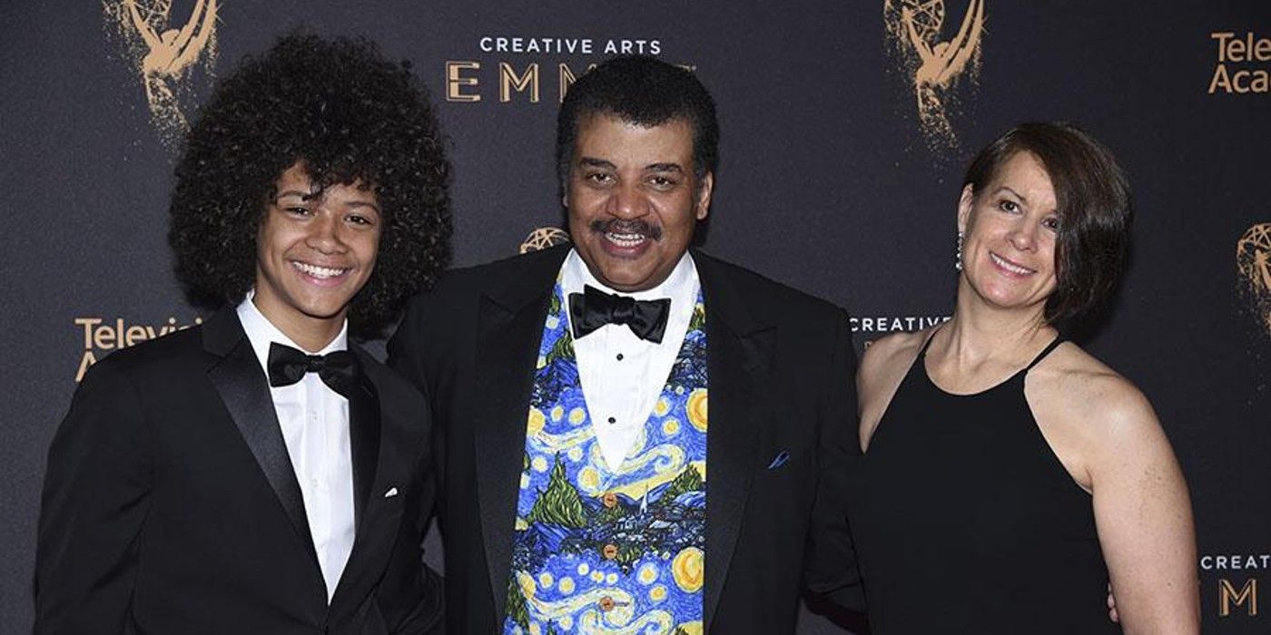 Янг жене. Neil DEGRASSE Tyson Alice young.