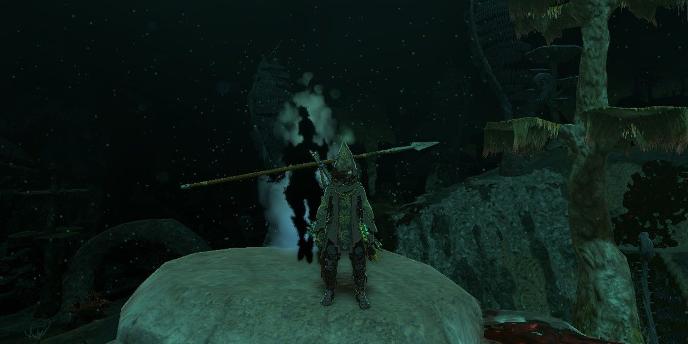Link standing in front of a Depths Ghost Soldier holding a Pristine Traveller’s Spear in The Legend of Zelda: Tears of the Kingdom.