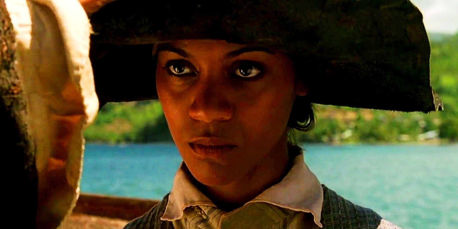 Zoe Saldana as Anamaria in Pirates of the Caribbean The Curse of the Black Pearl