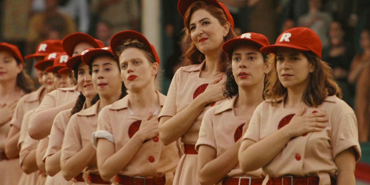 The cast from A League of Their Own