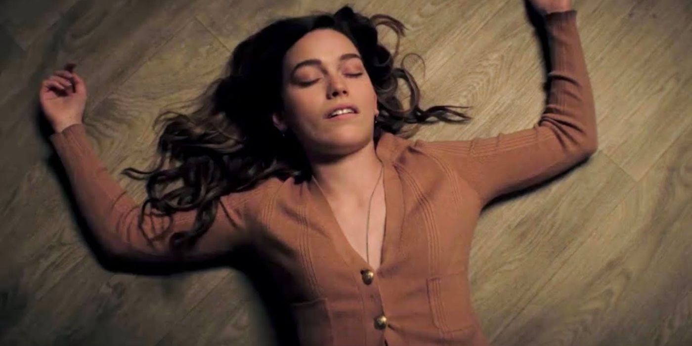 An image of Love lying unconscious on the floor in You