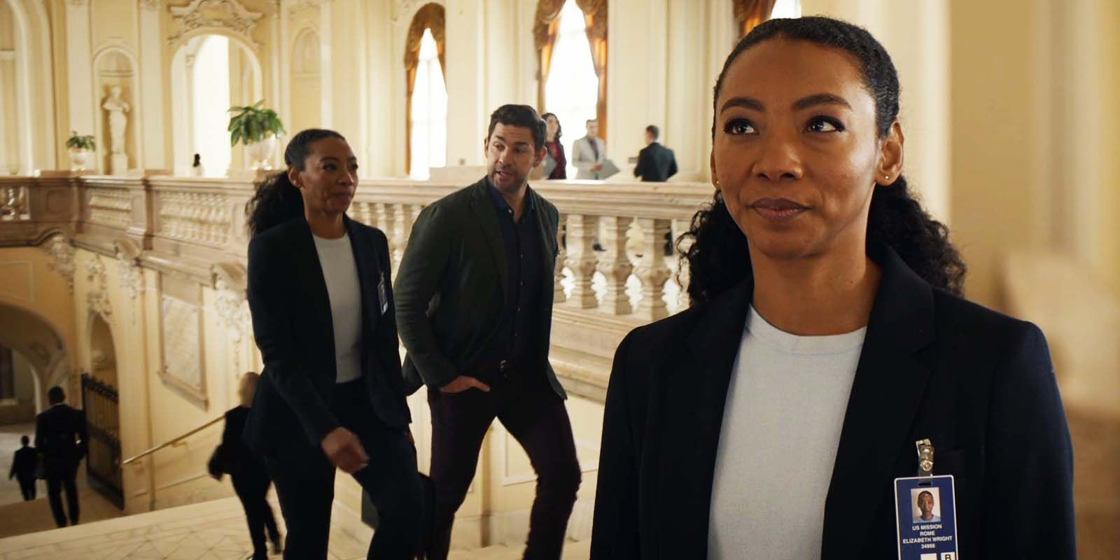 Betty Gabriel as Elizabeth Wright and John Krasinski as Jack Ryan in Tom Clancy&rsquo;s Jack Ryan season 3