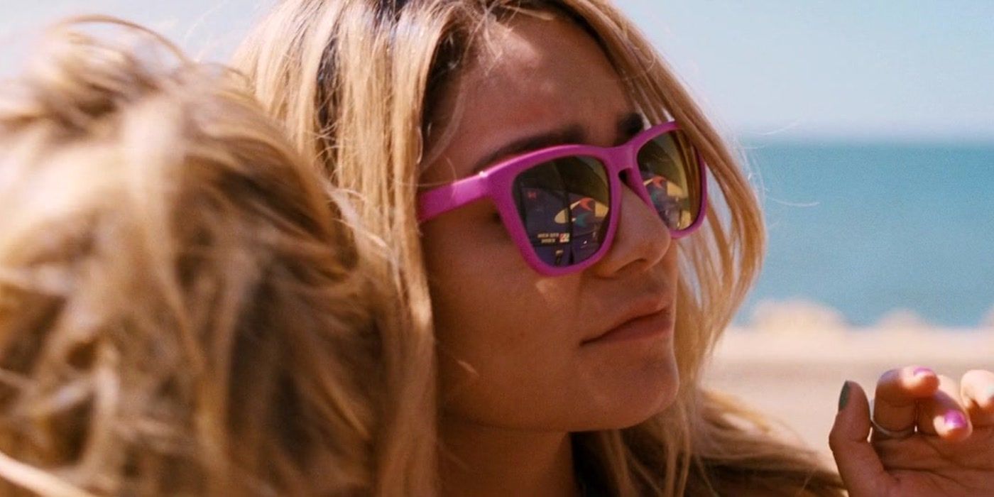 Vanessa Hudgens wears sunglasses in Spring Breakers