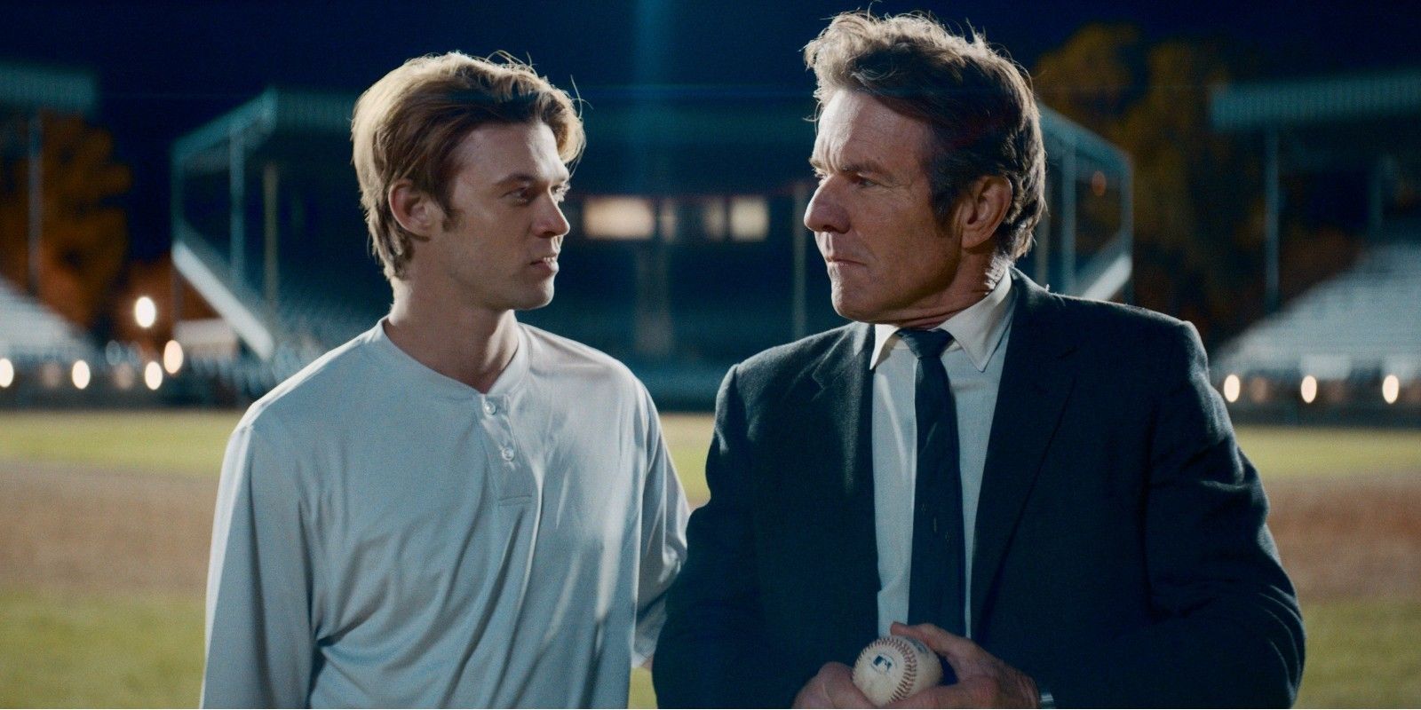 Colin Ford and Dennis Quaid in The Hill