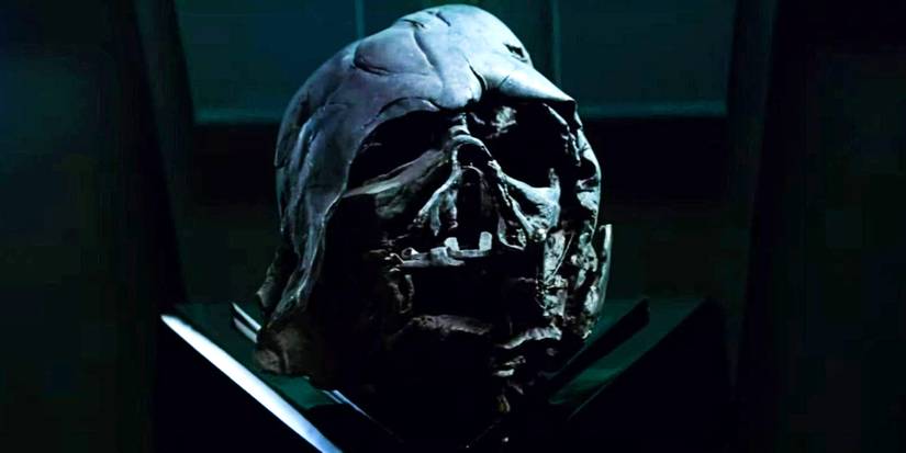 Darth Vader's mask as seen in Star Wars The Force Awakens