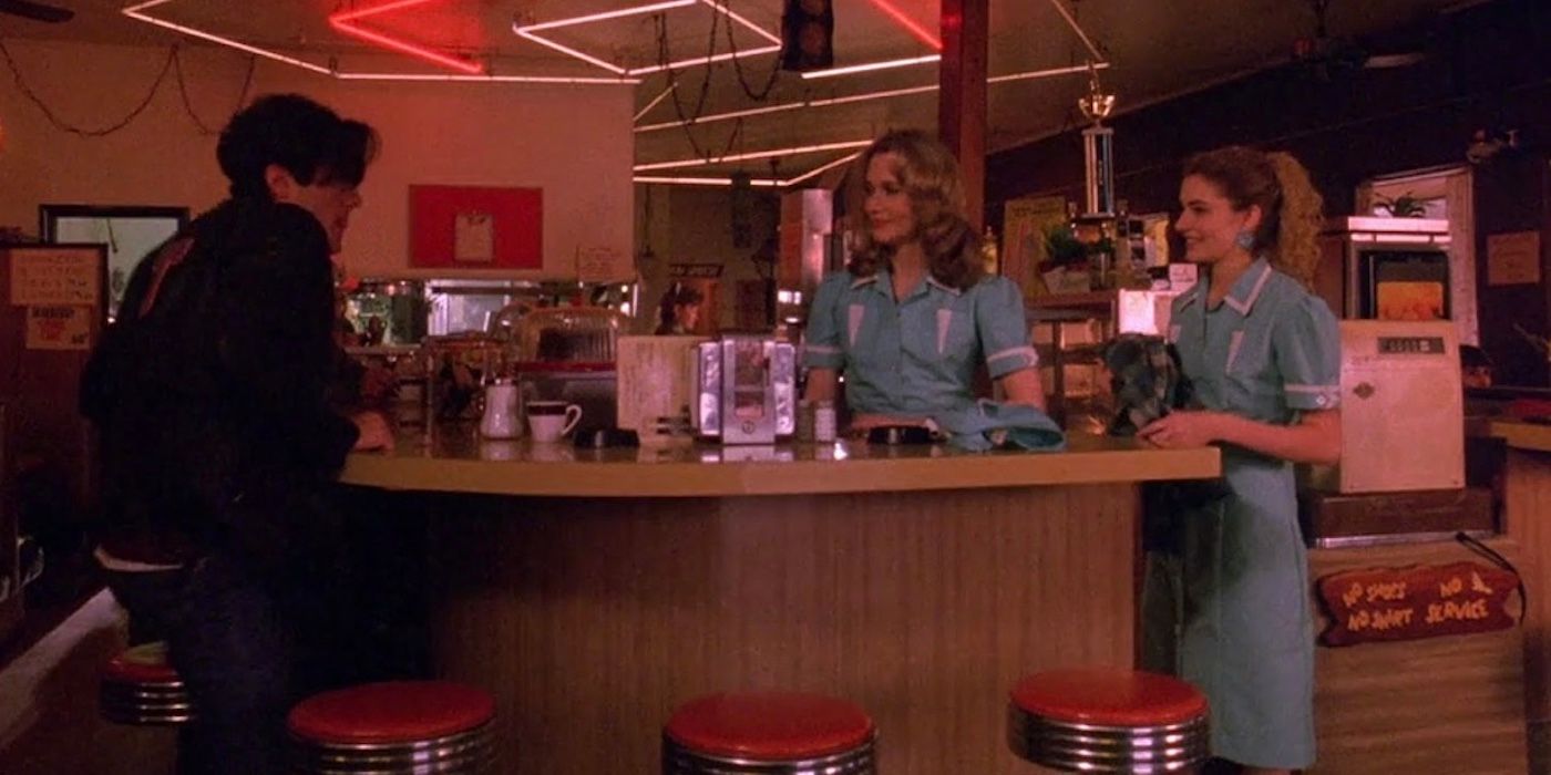 The Bear & 15 Other Dreamy Fictional Restaurants That Will Make Your Taste Buds Dance