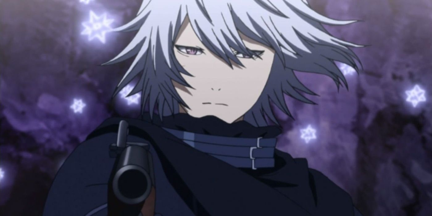 Gauche Suede, as Noir, points a gun at the camera with a blank expression in Tegami Bachi: Letter Bee.