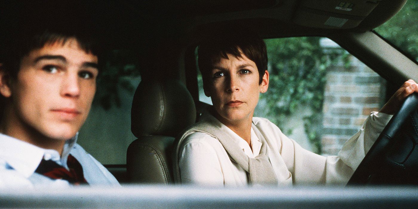 Halloween H20 John Tate and Laurie Strode in the car