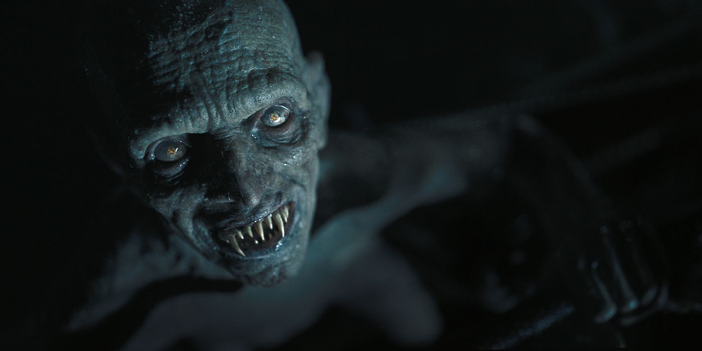 Javier Botet as Dracula in The Last Voyage of the Demeter