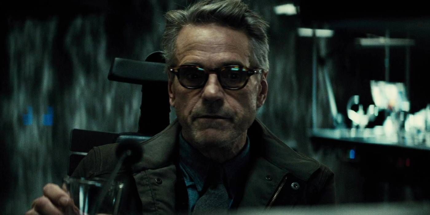 Jeremy Irons as Alfred Pennyworth in Batman v Superman pic