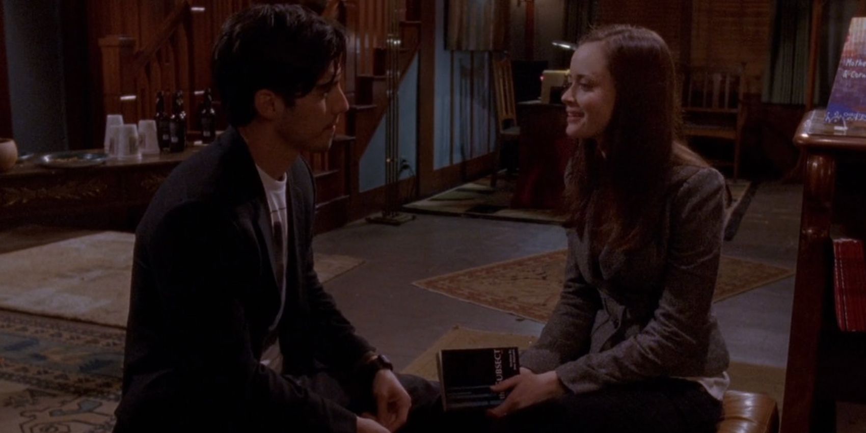 Jess and Rory talk in the Gilmore Girls episode "The Real Paul Anka"