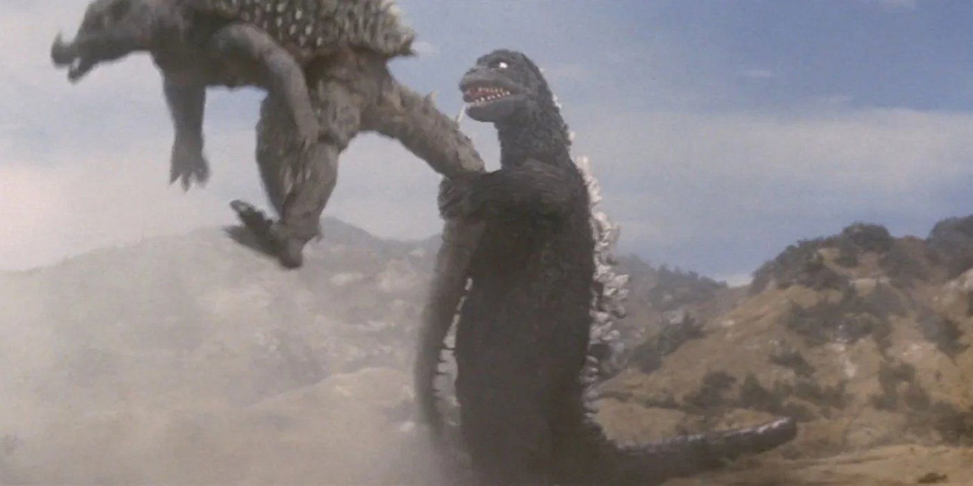Mechagodzilla throwing Anguirus in Godzilla vs Mechagodzilla