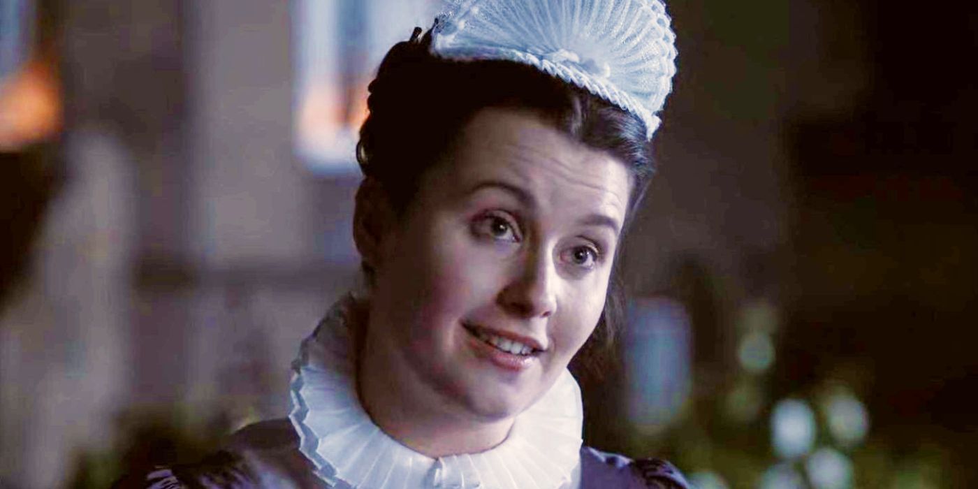 Molly McGlynn as Maid Rose in Bridgerton
