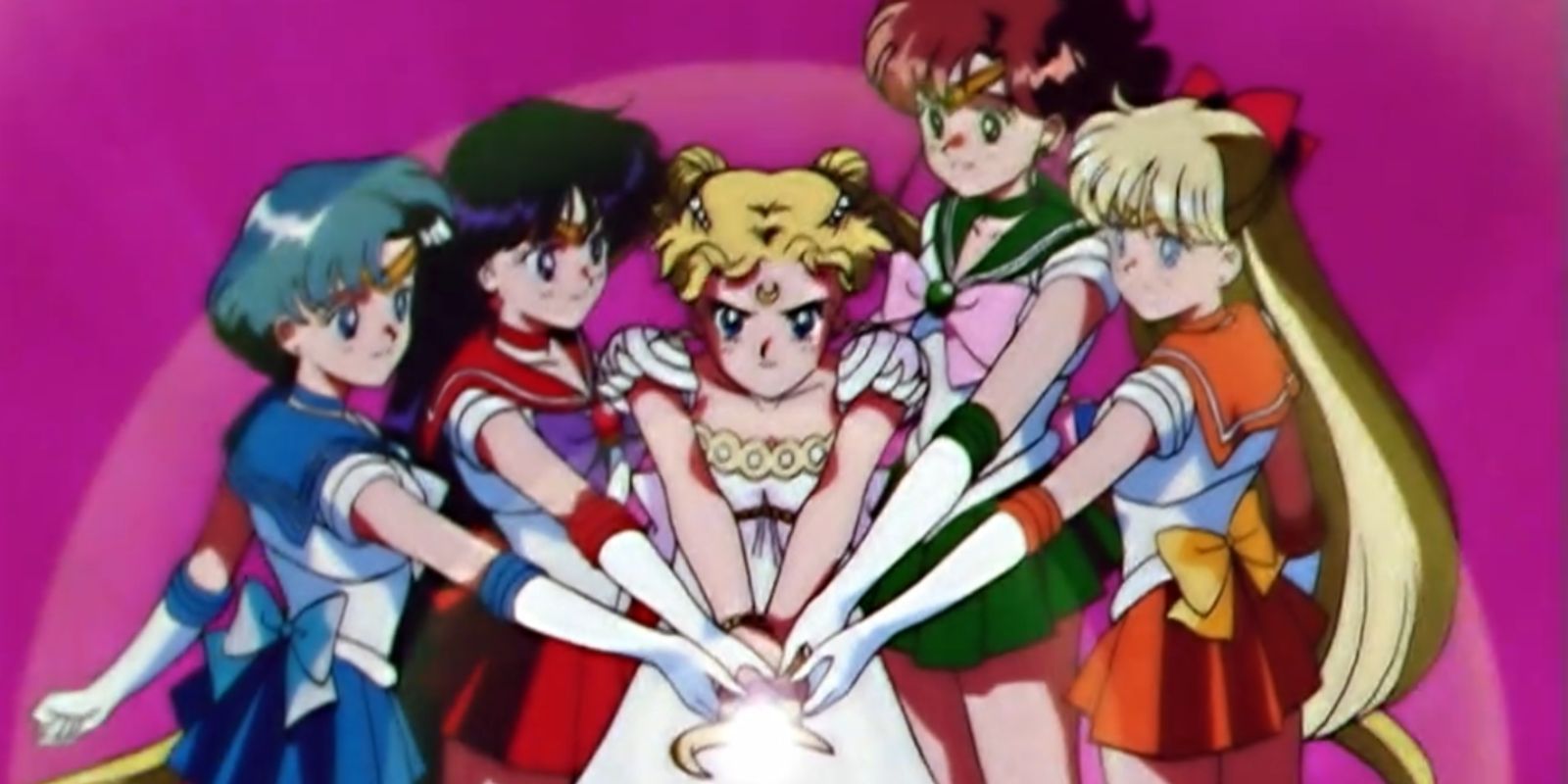 Princess-Serenity-and-the-Sailor-Scouts-holding-Sailor-Moon's-wand-to-instill-power