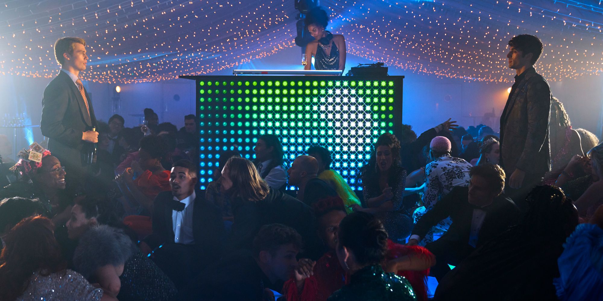 red white and royal blue new year&rsquo;s eve party