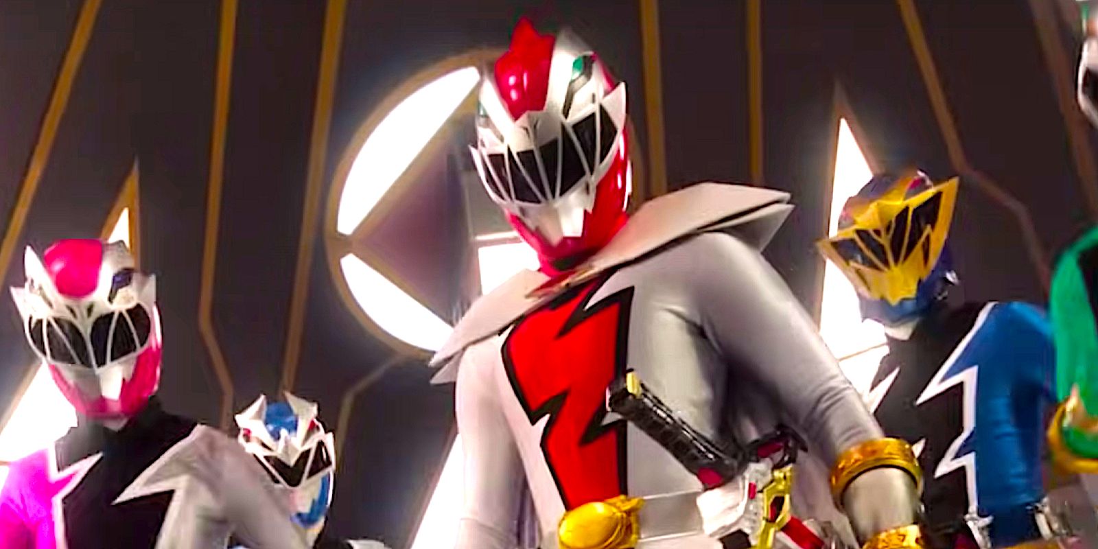 Power Rangers Cosmic Fury team