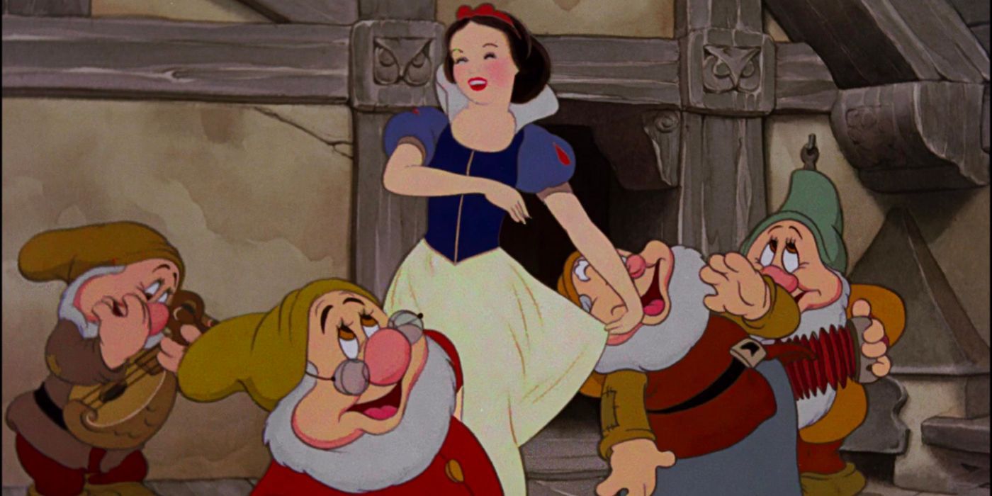 Snow White and the Seven Dwarfs dancing