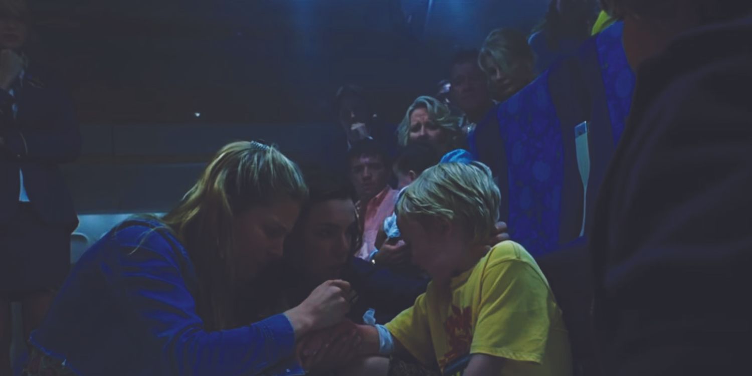 Maria prepares to suck out venom from a boy’s snakebite in Snakes on a Plane.