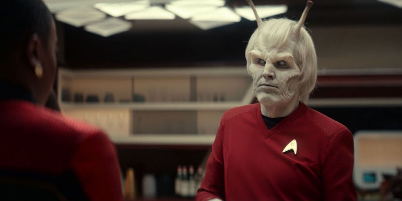 Star Trek Actor Has Funny Idea To Bring Back Strange New Worlds Singing Klingon