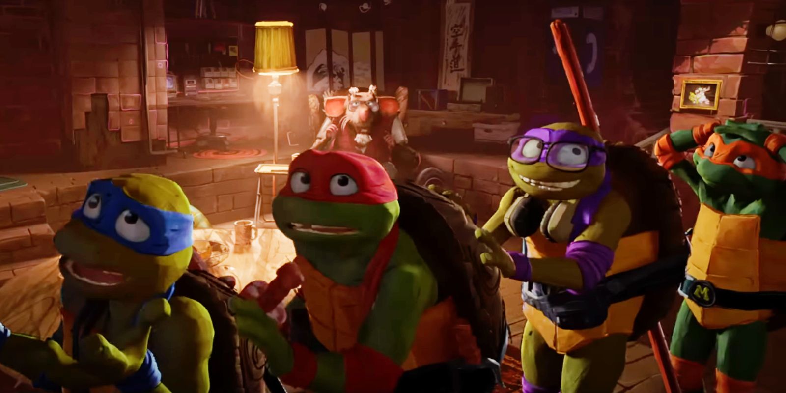 As tartarugas se esgueirando em Teenage Mutant Ninja Turtles: Mutant Mayhem