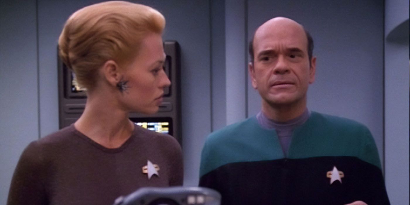 La mejor parte de Seven Of Nine y el doctor de Star Trek: Voyager se debe a Robert Picardo