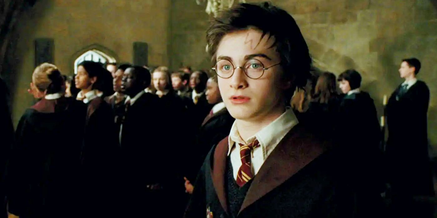Daniel Radcliffe Looking Concerned as Harry in Harry Potter and the Prisoner of Azkaban