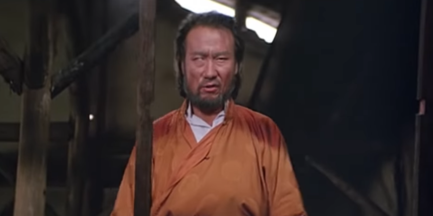 Hwang In-shik as The Big Boss - Dragon Lord (1982)