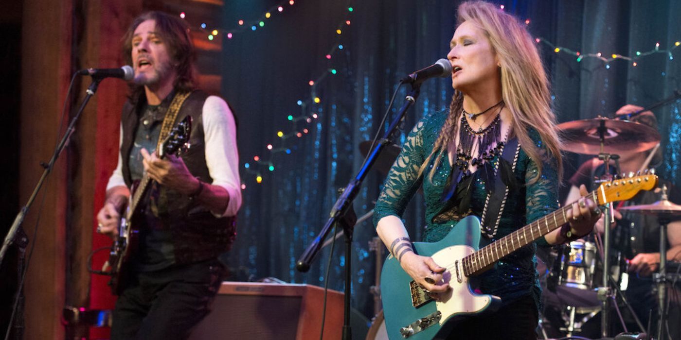 Meryl Streep and Rick Springfield singing and playing the guitar in Ricki and the Flash