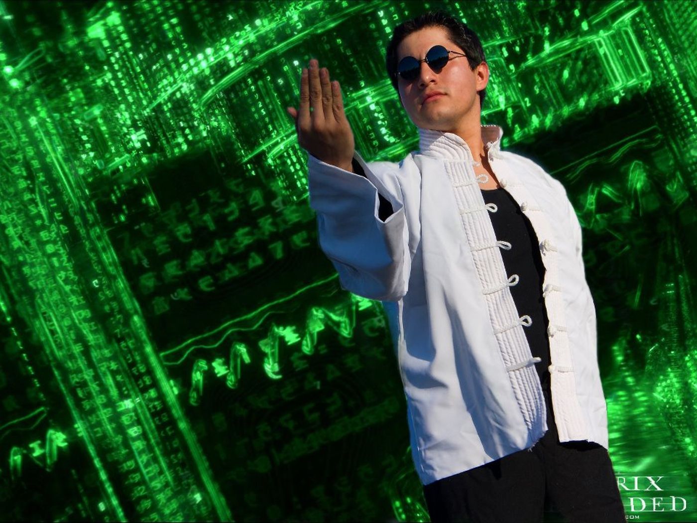 10 The Matrix Cosplays That Rival The Movies’ Neo, Trinity & More