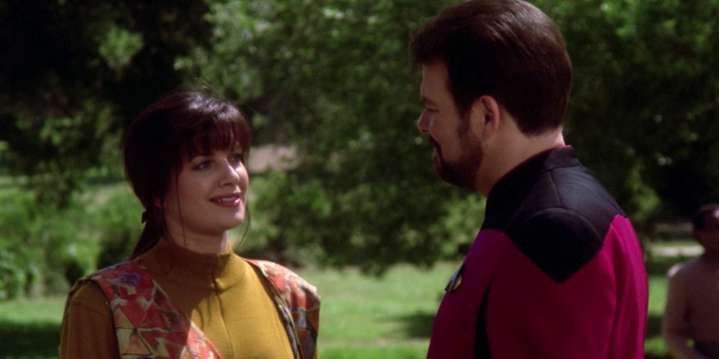 The Irresistible Romantic Saga of Commander Riker: Unveiling all his Love Interests in Star Trek: TNG (Including Troi)
