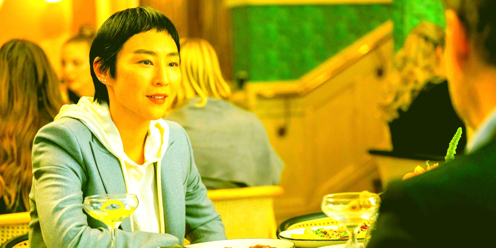 Stella At Lunch With Advertisers In The Morning Show Season 3 Edited.jpg