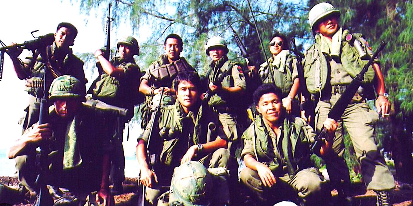The cast of Korean military horror movie R-Point (2004) smile sardonically