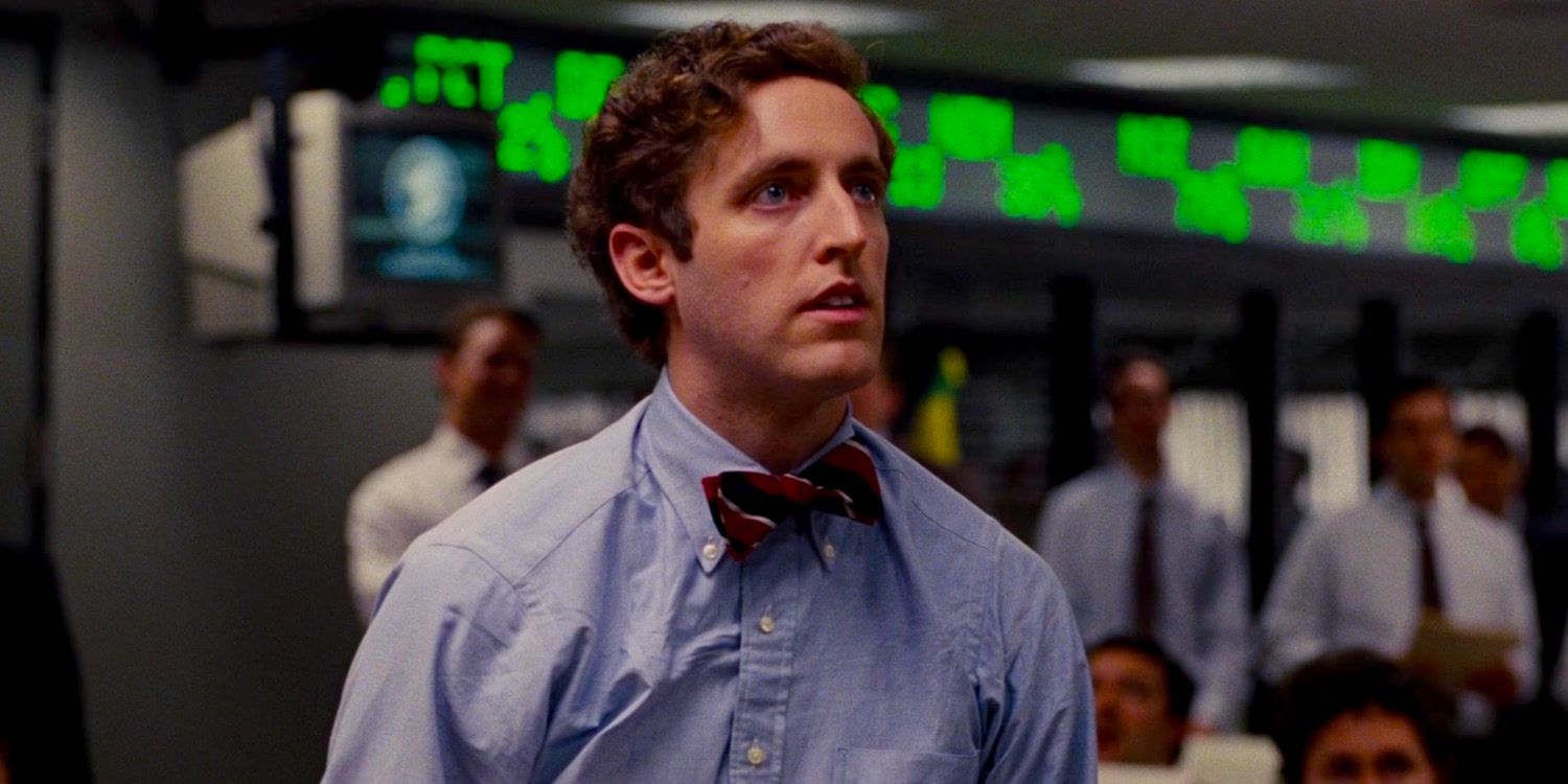 Thomas Middleditch as Stratton Broker in The Wolf of Wall Street