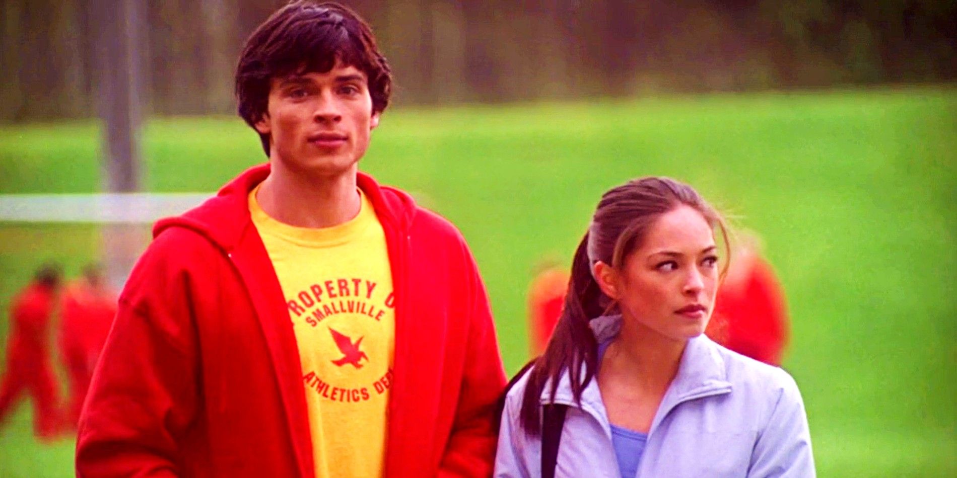 Tom Welling and Kristin Kreuk in Smallville