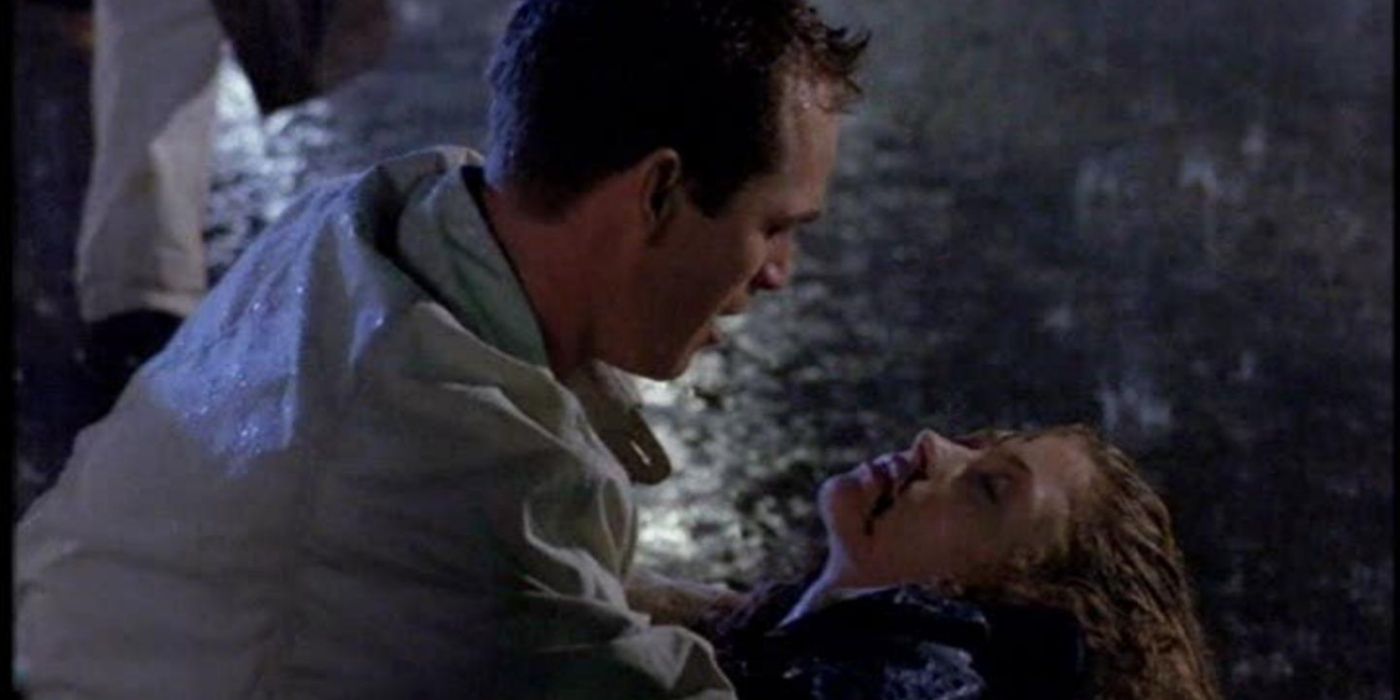 Toni (Rebecca Gayheart) dies in Dylan's (Luke Perry) arms on 90210.