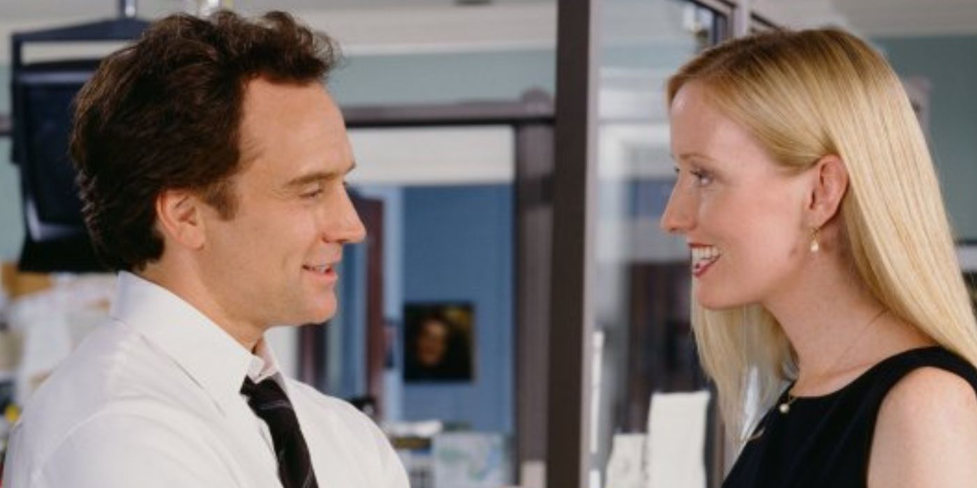 Josh and Donna share a smile in The West Wing