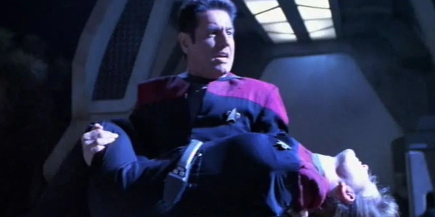 Chakotay and Janeway in the Star Trek: Voyager episode 