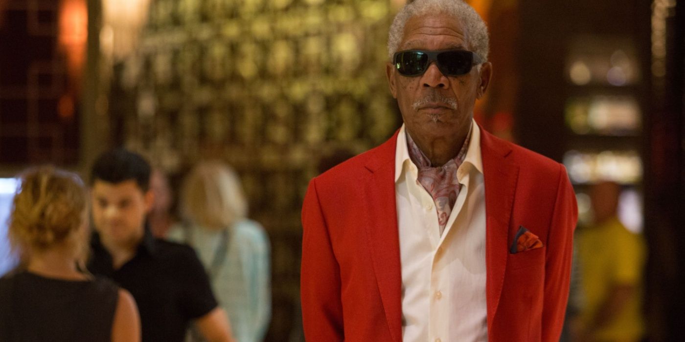 Morgan Freeman wears sunglasses in Last Vegas