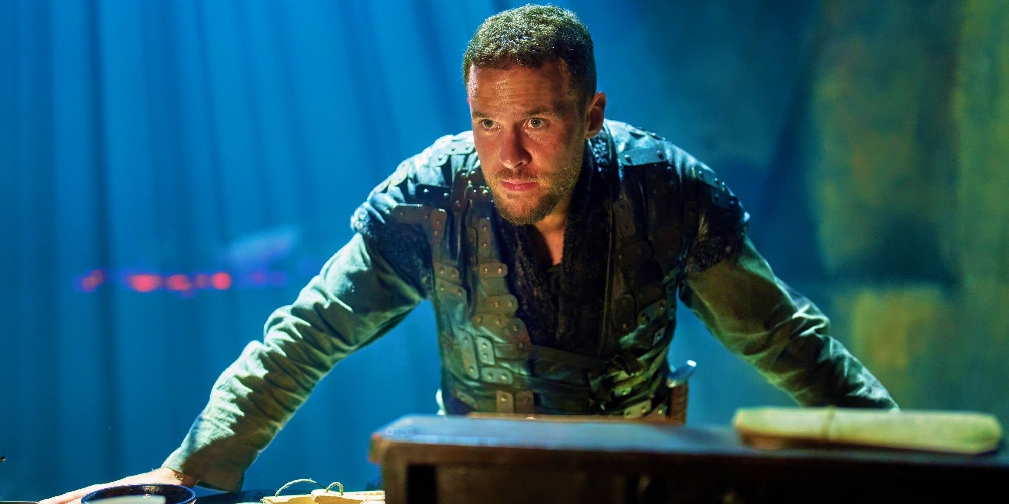 iain de caestecker as arthur in king arthur season 1
