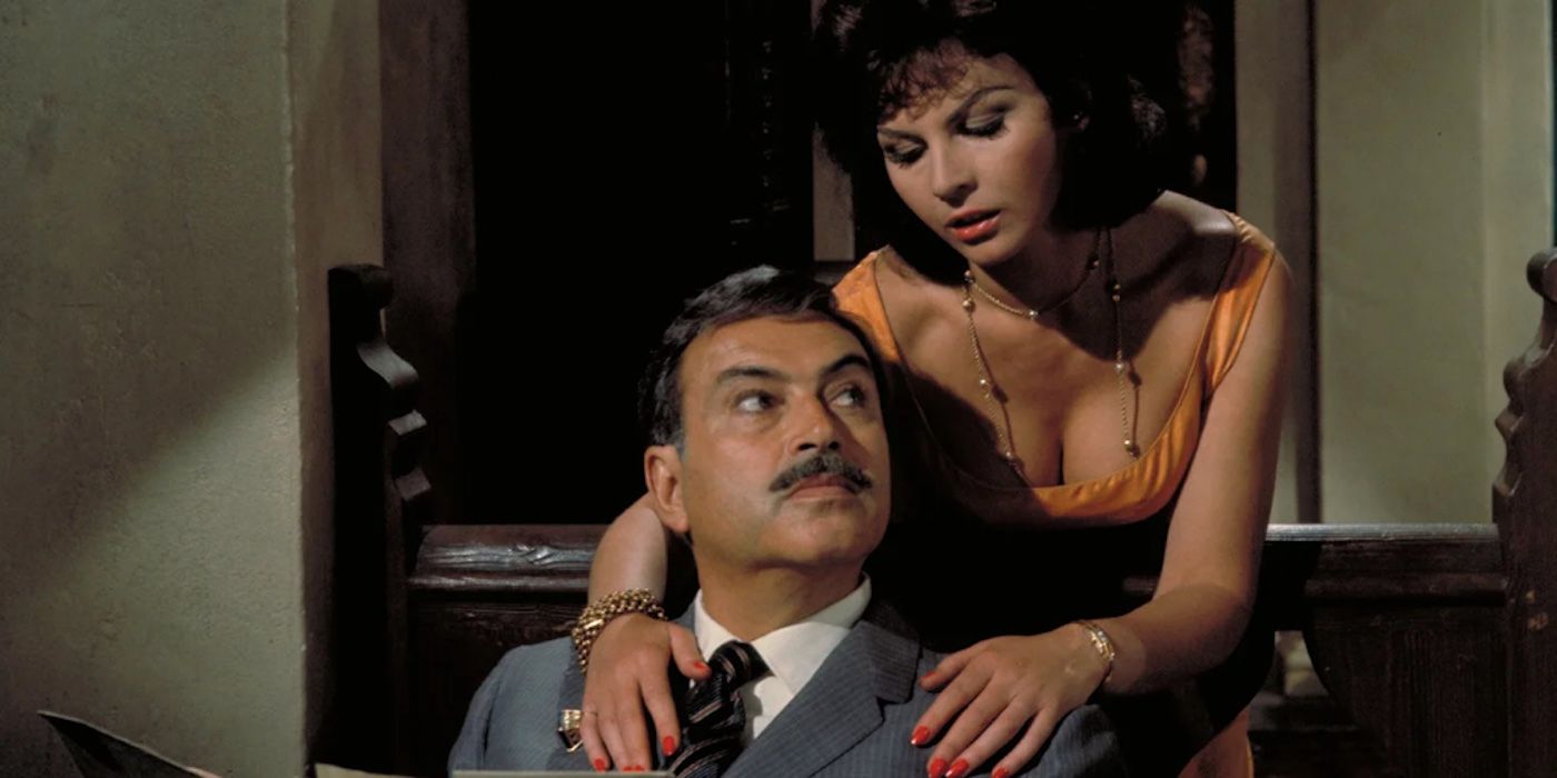 Kerim Bey is distracted by a beautiful woman in From Russia With Love