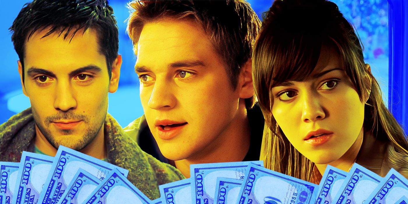 Tres personajes de la película Destino final con billetes de un dólar delante